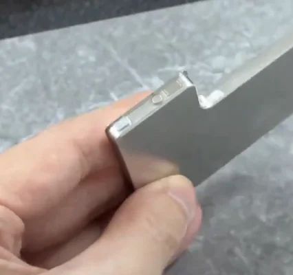 Höhere Kapazität: Video zeigt vermeintlichen Akku des iPhone 16 Pro Max