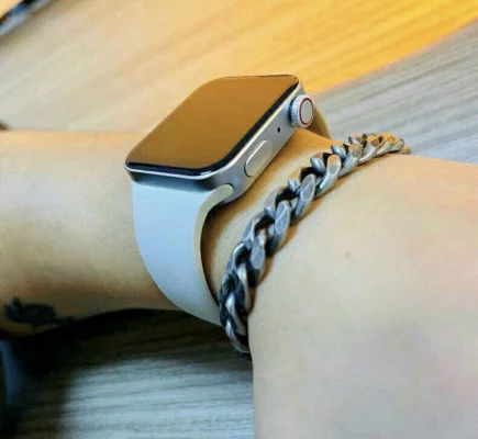 Chinesischer Klon der Apple Watch Series 7 zeigt, wie das neue Design der Smartwatch aussehen soll
