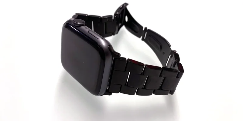 Zwei Edelstahl Gliederarmbänder für die Apple Watch im direkten Vergleich