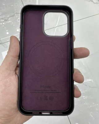 iPhone 15: Schutzhülle aus geflochtenem Stoff als Ersatz für Leder Case?