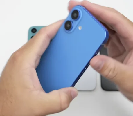 iPhone 16: Video zeigt vermeintliche Dummys & neue Farben