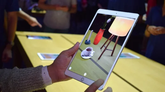 Augmented Reality im Vergleich: Apple mit aktueller Technik weit vor Google