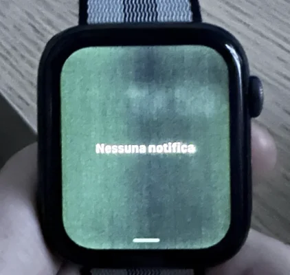 Fehler in watchOS 9.5 verursacht grünen Bildschirmhintergrund