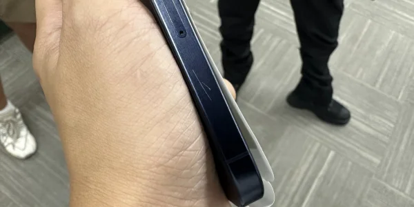 Ist das Titangehäuse des iPhone 15 Pro & iPhone 15 Pro Max anfällig für Kratzer?
