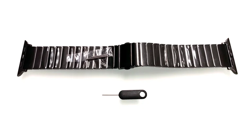 Zwei Edelstahl Gliederarmbänder für die Apple Watch im direkten Vergleich
