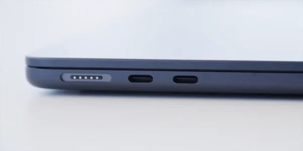 Bericht: MacBook Air M2 in "Mitternacht" offensichtlich anfällig für Kratzer