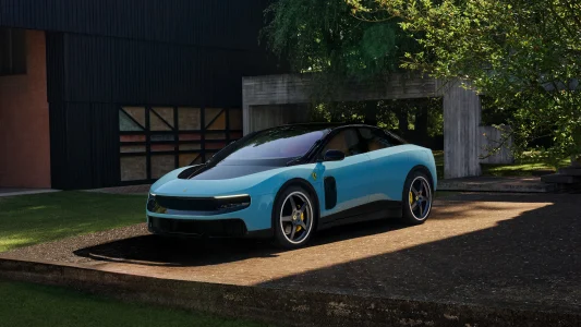 Ferrari Luce: Jony Ive gestaltet den erste Elektro-Supersportwagen