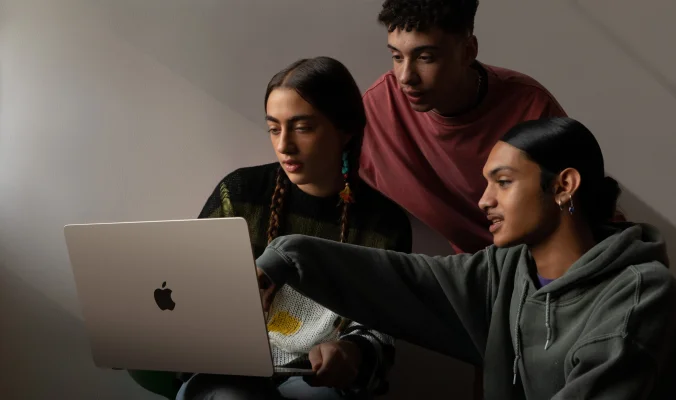 15 Zoll MacBook Air: Basismodell mit langsameren SSD Lese- und Schreibgeschwindigkeiten