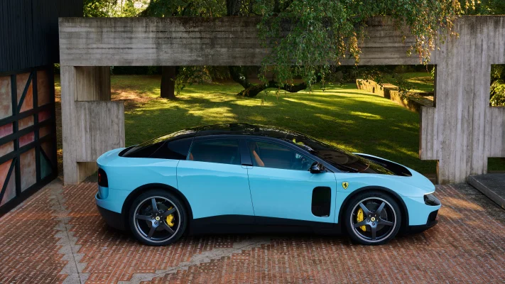 Ferrari Luce: Jony Ive gestaltet den erste Elektro-Supersportwagen