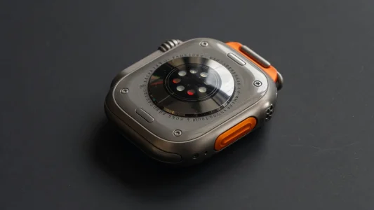 Apple Watch Ultra 4: Erstes komplettes Redesign und verdoppelte Sensor-Anzahl