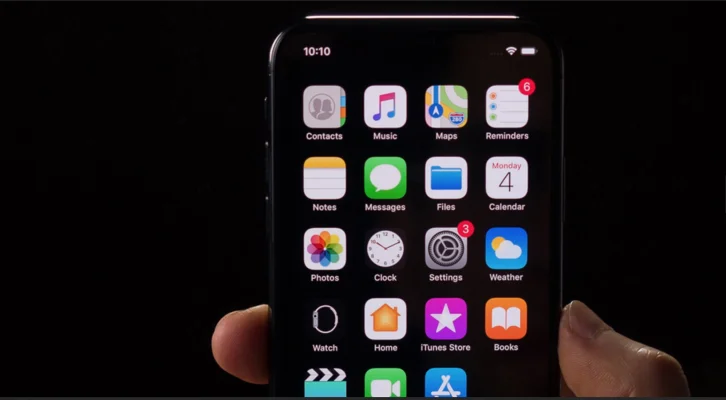 Neue Renderings zeigen iPhone XI mit Triple-Kamera & Darkmode für iOS 13