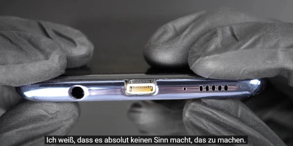 Kurioses Modding: Ingenieur baut Lightning-Port in ein Samsung Galaxy A51 ein