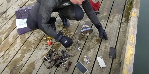 Voll funktionsfähig: iPhone 11 überlebt sechs Monate unter Wasser