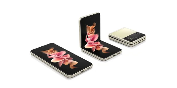 120 GB Allnet-Flat mit klappbaren Galaxy Z Flip 3 5G für effektiv unter 1 €